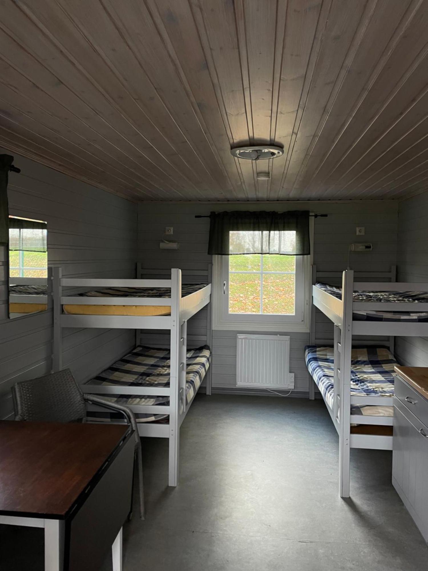 Skara Stads-Camping & Stugby Екстер'єр фото
